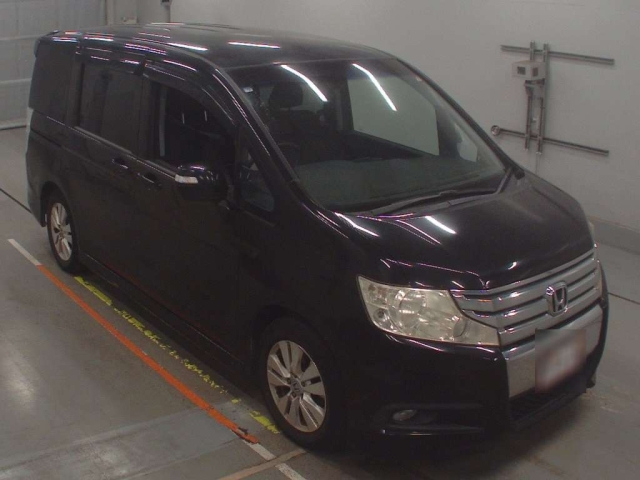 HONDA STEP WAGON 2010
