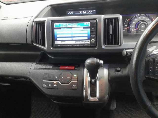 HONDA STEP WAGON 2010
