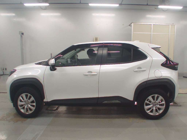 TOYOTA YARIS CROSS 2023