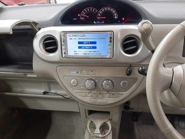 TOYOTA PORTE 2008