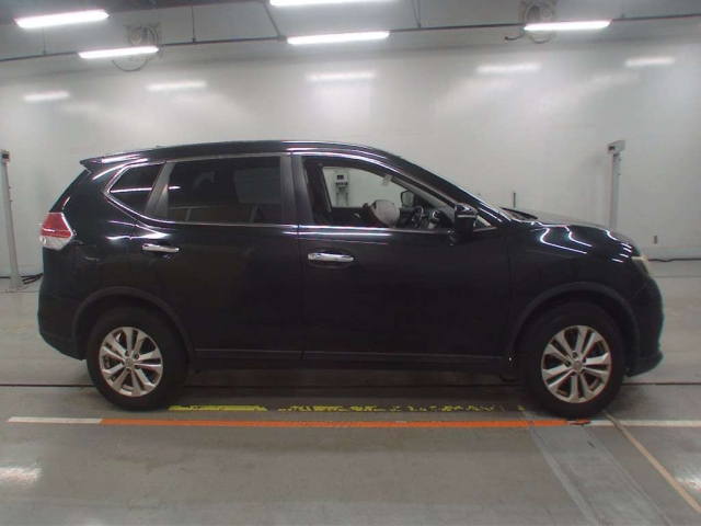 NISSAN X-TRAIL 2014
