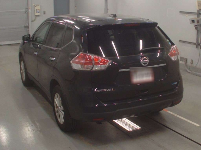 NISSAN X-TRAIL 2014
