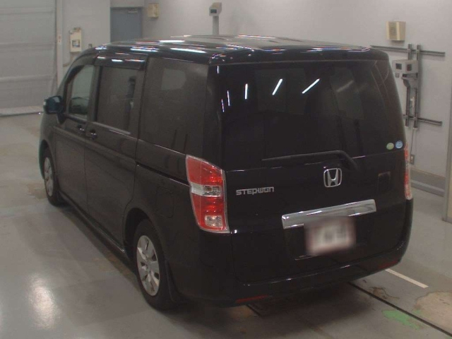 HONDA STEP WAGON 2010