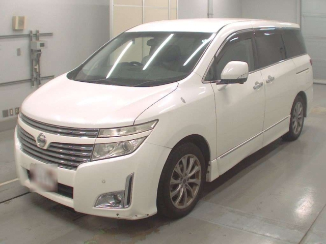 NISSAN ELGRAND 2010