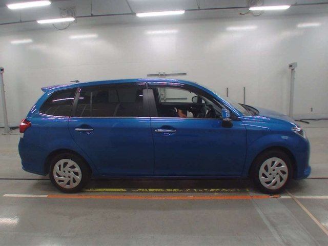 TOYOTA COROLLA FIELDER 2018