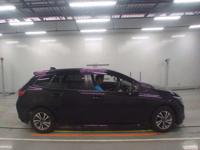 TOYOTA COROLLA TOURING 2021