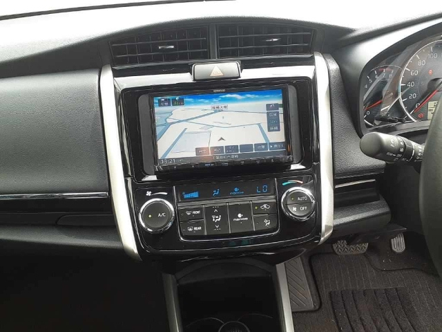 TOYOTA COROLLA FIELDER 2018