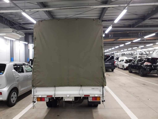 NISSAN VANETTE TRUCK 2013