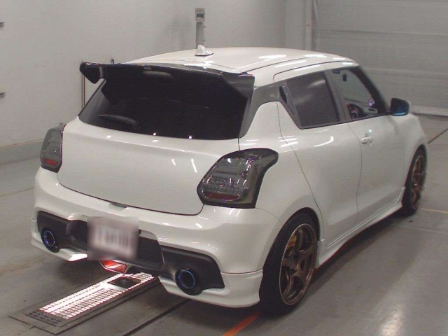 SUZUKI SWIFT 2022