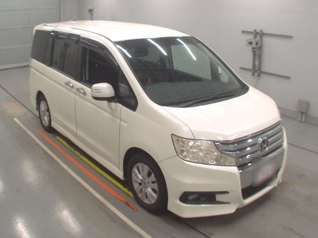 HONDA STEP WAGON 2012