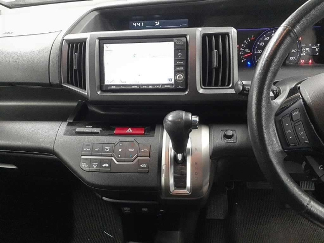 HONDA STEP WAGON 2012