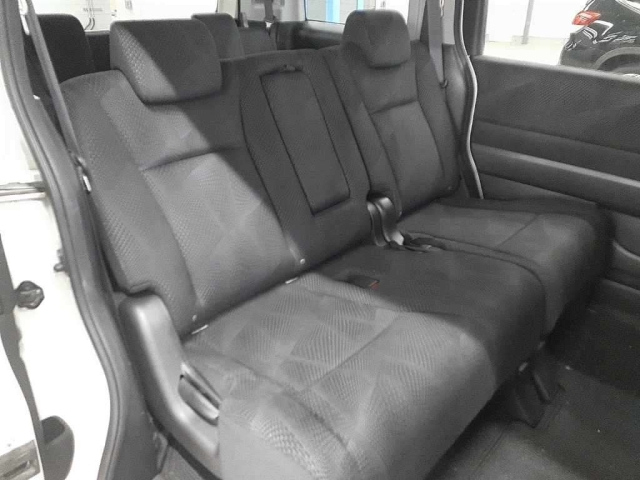 HONDA STEP WAGON 2012