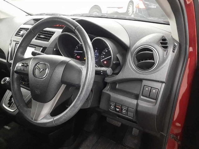 MAZDA PREMACY 2013