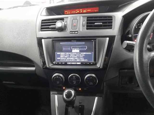 MAZDA PREMACY 2013