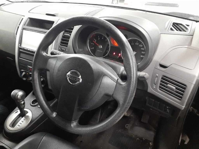 NISSAN X-TRAIL 2009