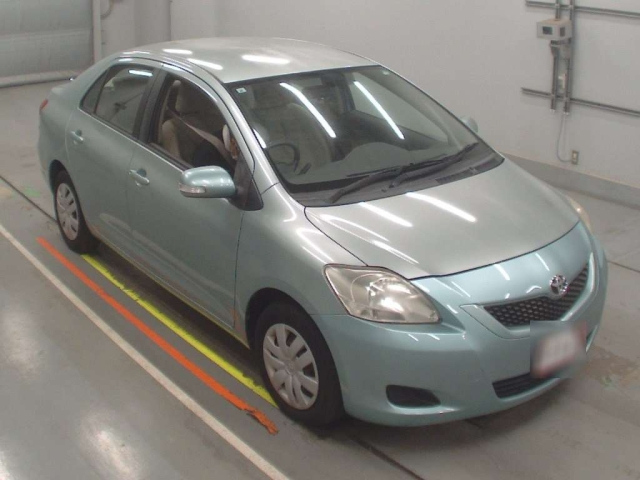 TOYOTA BELTA 2009