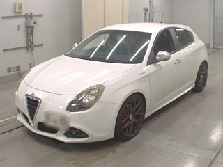 Заказать ALFAROMEO GIULIETTA