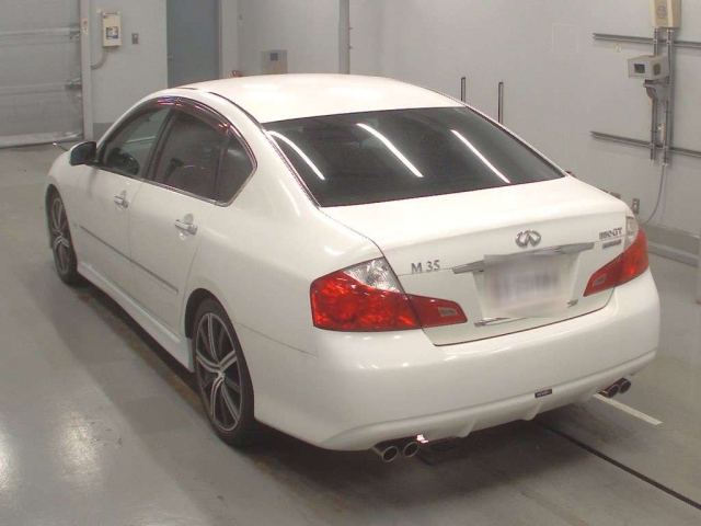 NISSAN FUGA 2008