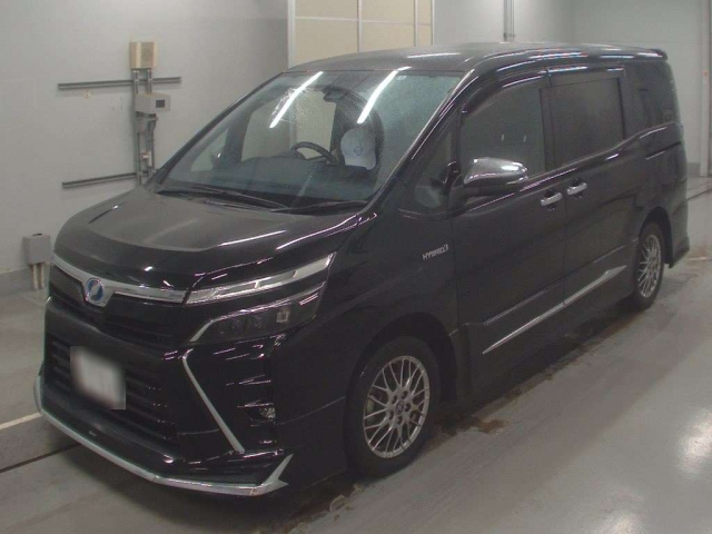 TOYOTA VOXY 2020