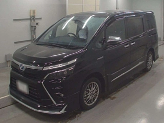 TOYOTA VOXY 2020