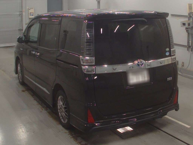 TOYOTA VOXY 2020