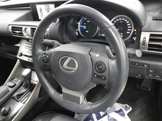 LEXUS IS 2013