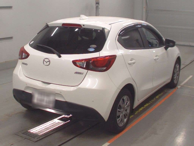 MAZDA DEMIO 2018
