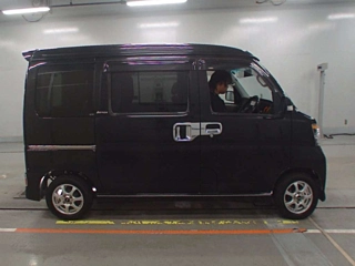 DAIHATSU ATRAI WAGON 2012