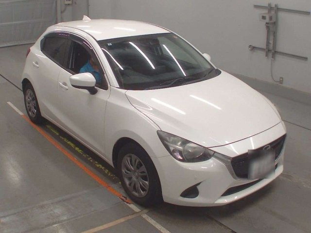 MAZDA DEMIO 2018