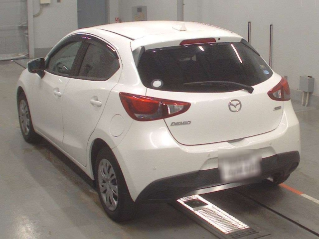 MAZDA DEMIO 2018
