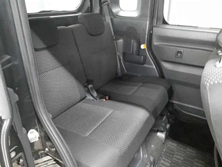 DAIHATSU WAKE 2014