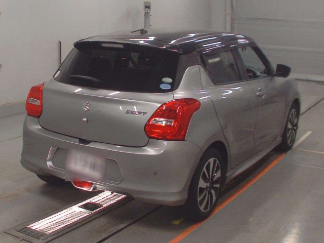 SUZUKI SWIFT 2018