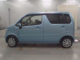 SUZUKI WAGON R 2019