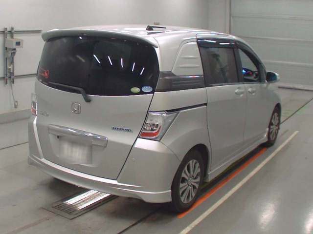 HONDA FREED 2012