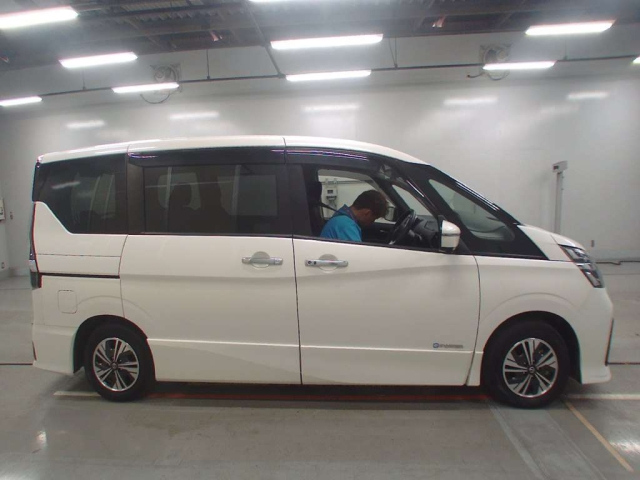 NISSAN SERENA 2021