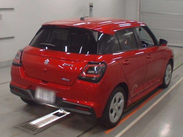 SUZUKI SWIFT 2024