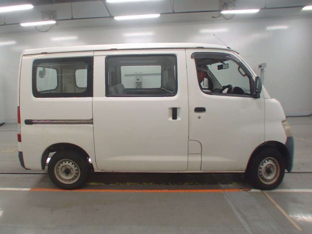 TOYOTA TOWN ACE VAN 2014