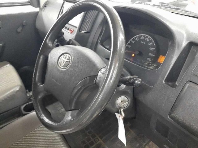 TOYOTA TOWN ACE VAN 2014