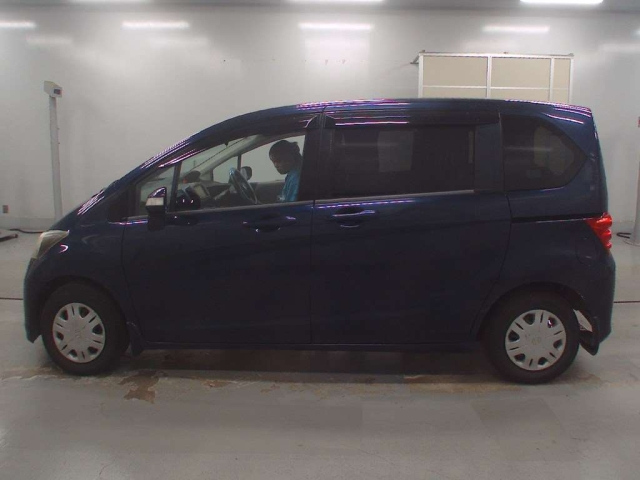HONDA FREED 2009