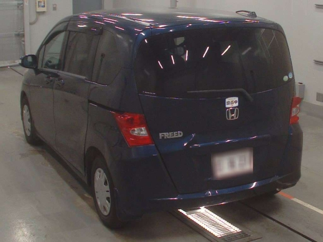 HONDA FREED 2009