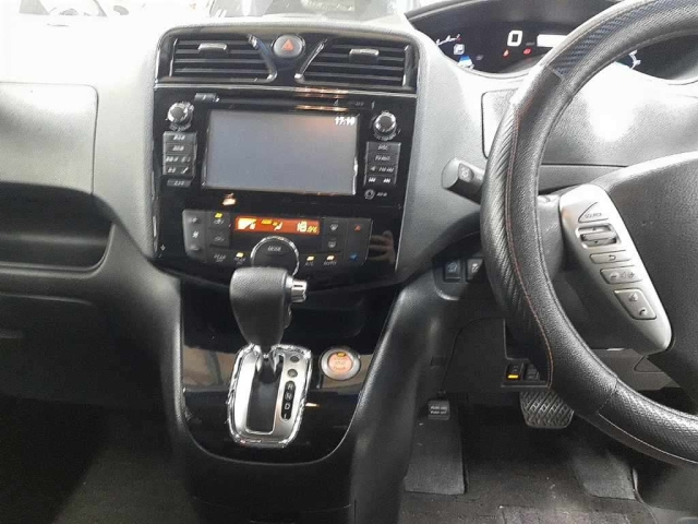 NISSAN SERENA 2014