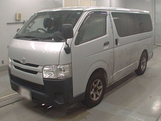 TOYOTA HIACE VAN 2014