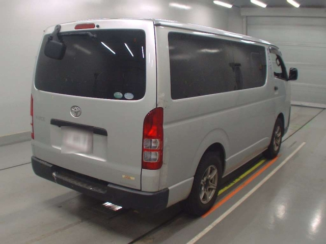 TOYOTA HIACE VAN 2014