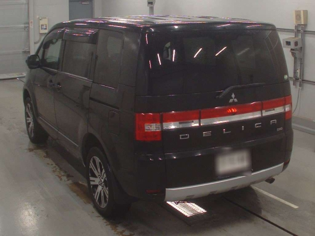 MITSUBISHI DELICA D5 2017
