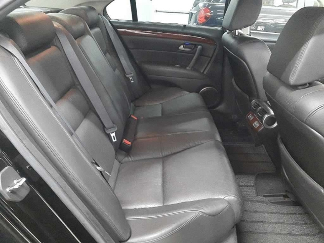 HONDA LEGEND 2012