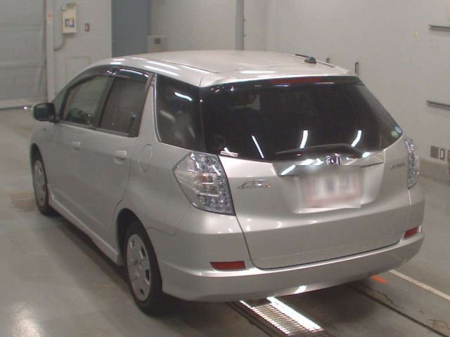 HONDA FIT SHUTTLE 2013