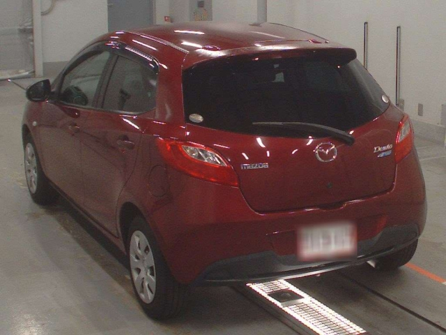 MAZDA DEMIO 2013