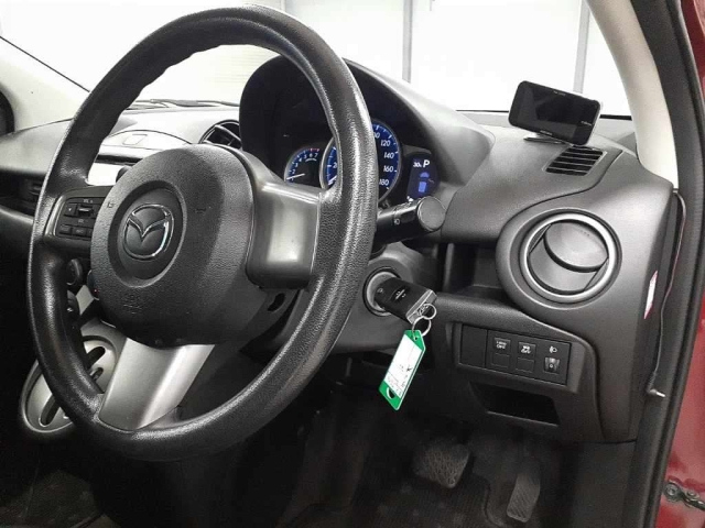 MAZDA DEMIO 2013