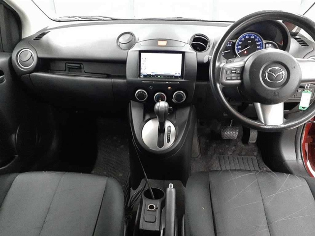 MAZDA DEMIO 2013
