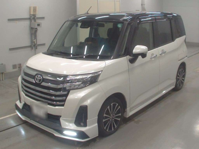 TOYOTA ROOMY 2021